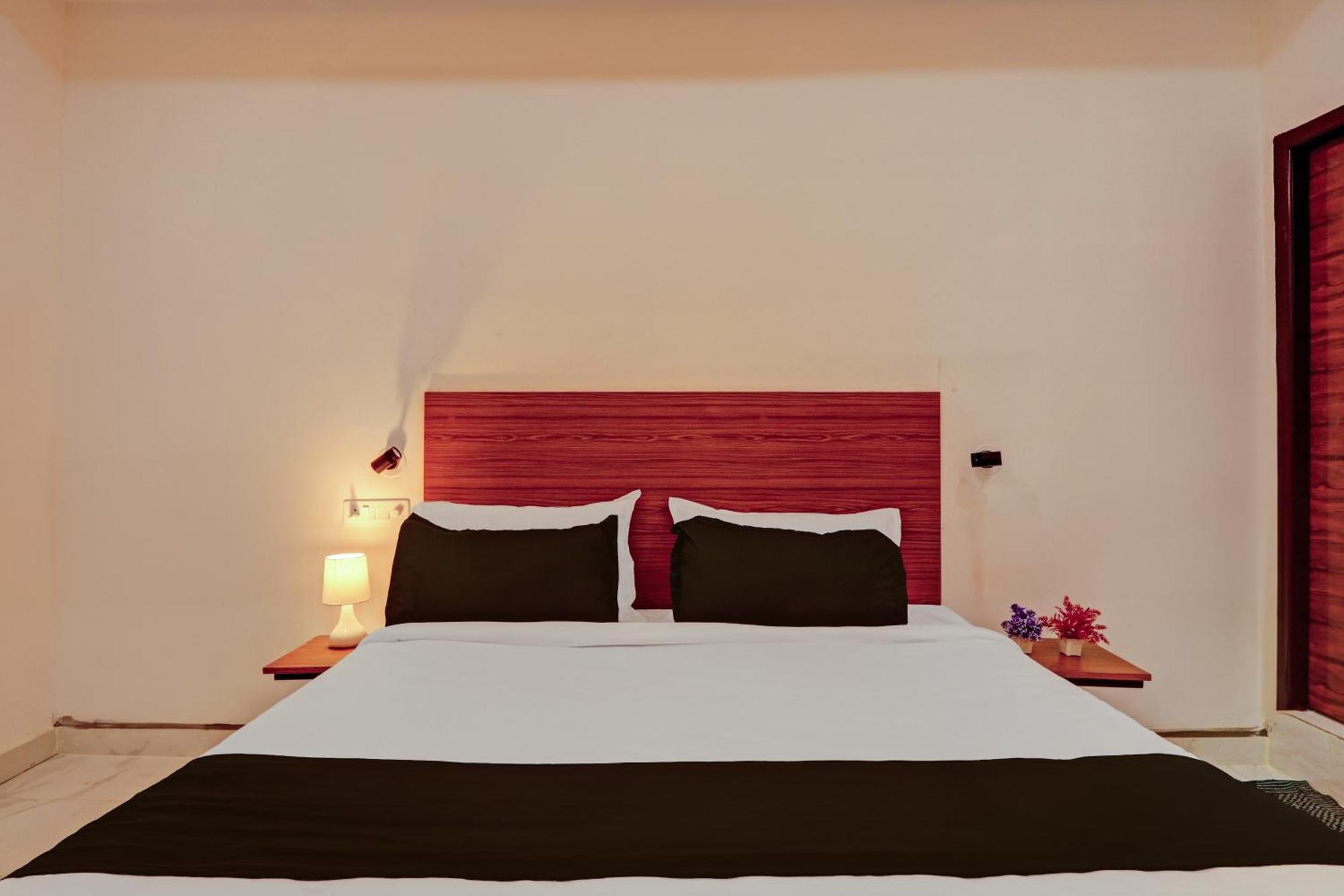 Hotel O Outer Inn Hajdarabad Zewnętrze zdjęcie